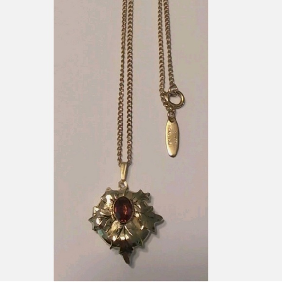 Vintage Whiting & Davis Gold Tone Purple Stone Leaf Locket Pendant Necklace - Picture 1 of 4